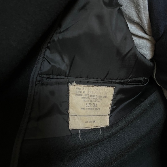 Black Pea Coat, authentic military issued coat used in the navy. - Picture 4 of 6